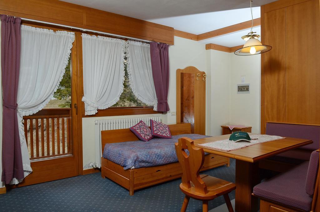 Ski Residence Сан-Мартино-ди-Кастроцца Номер фото